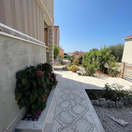 With Parking Space Orebic, Peljesac - 10440